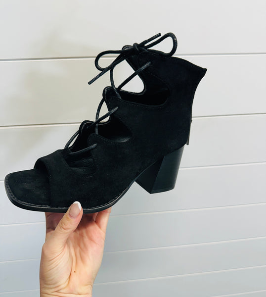 CORKYS Date Night Shoe